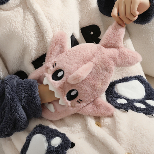 🦈Shark Plush Hot Water Bottle – 1L with Hand Warming Pockets