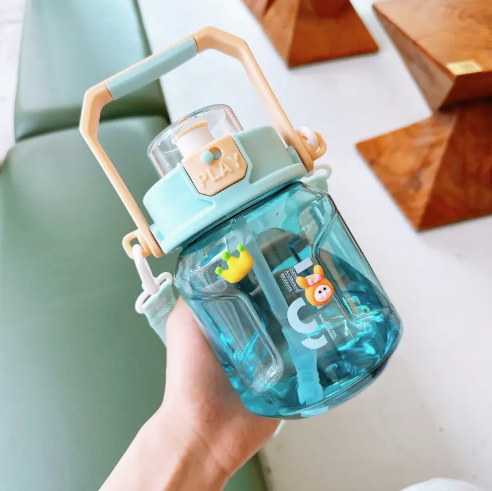 🥤 Creative Sports Straw Bottle – 1100ml
