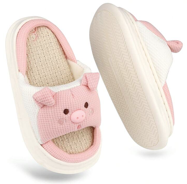 🐷 Cute Cartoon Pig Slippers – Kids 3D Design