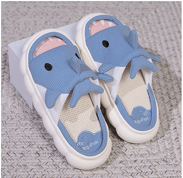 🦈 Cute Cartoon Shark Slippers – Kids 3D Design