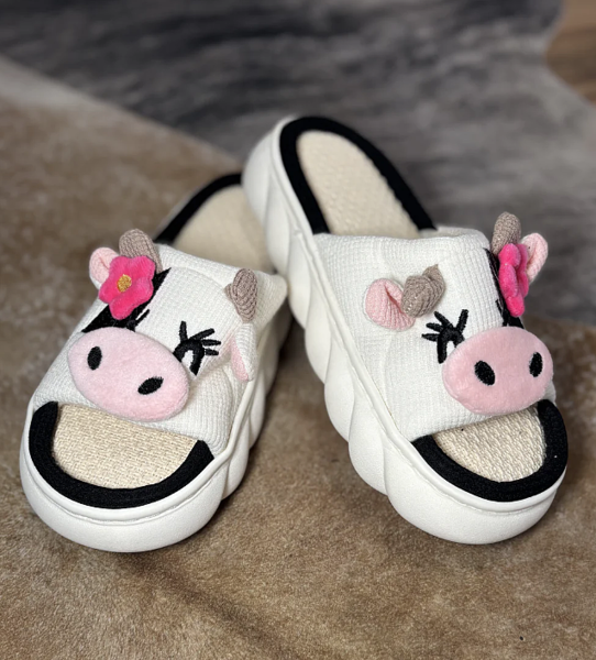 🐄 Moo-Moo Cutie Cow Slippers – White & Pink
